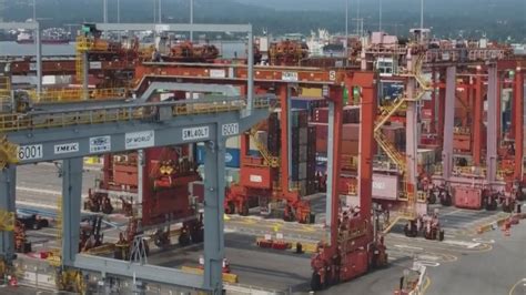 B.C. ports in limbo as union removes strike notice despite dispute with employers
